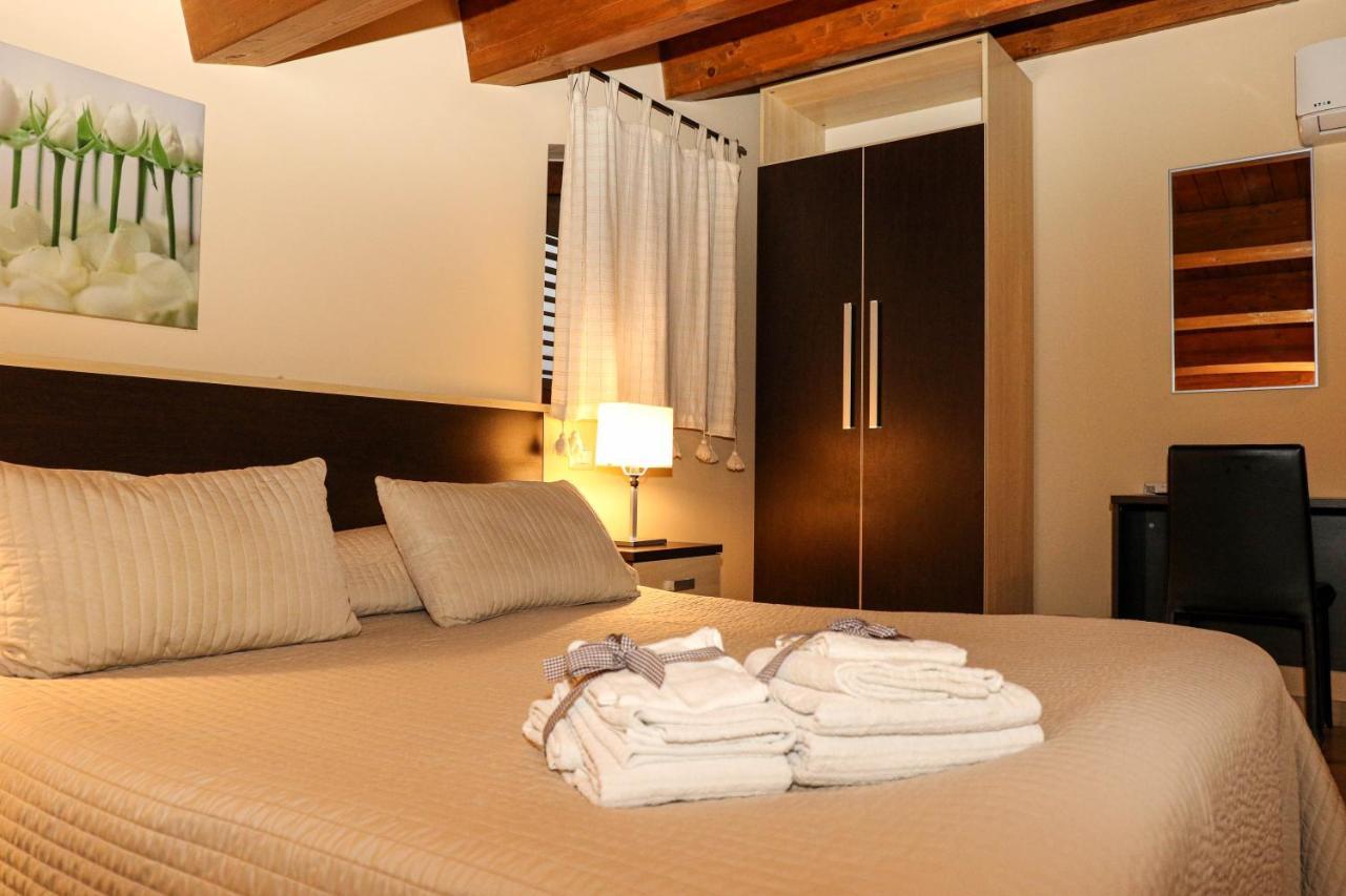 B&B Il Girasole Capo dʼOrlando Екстериор снимка