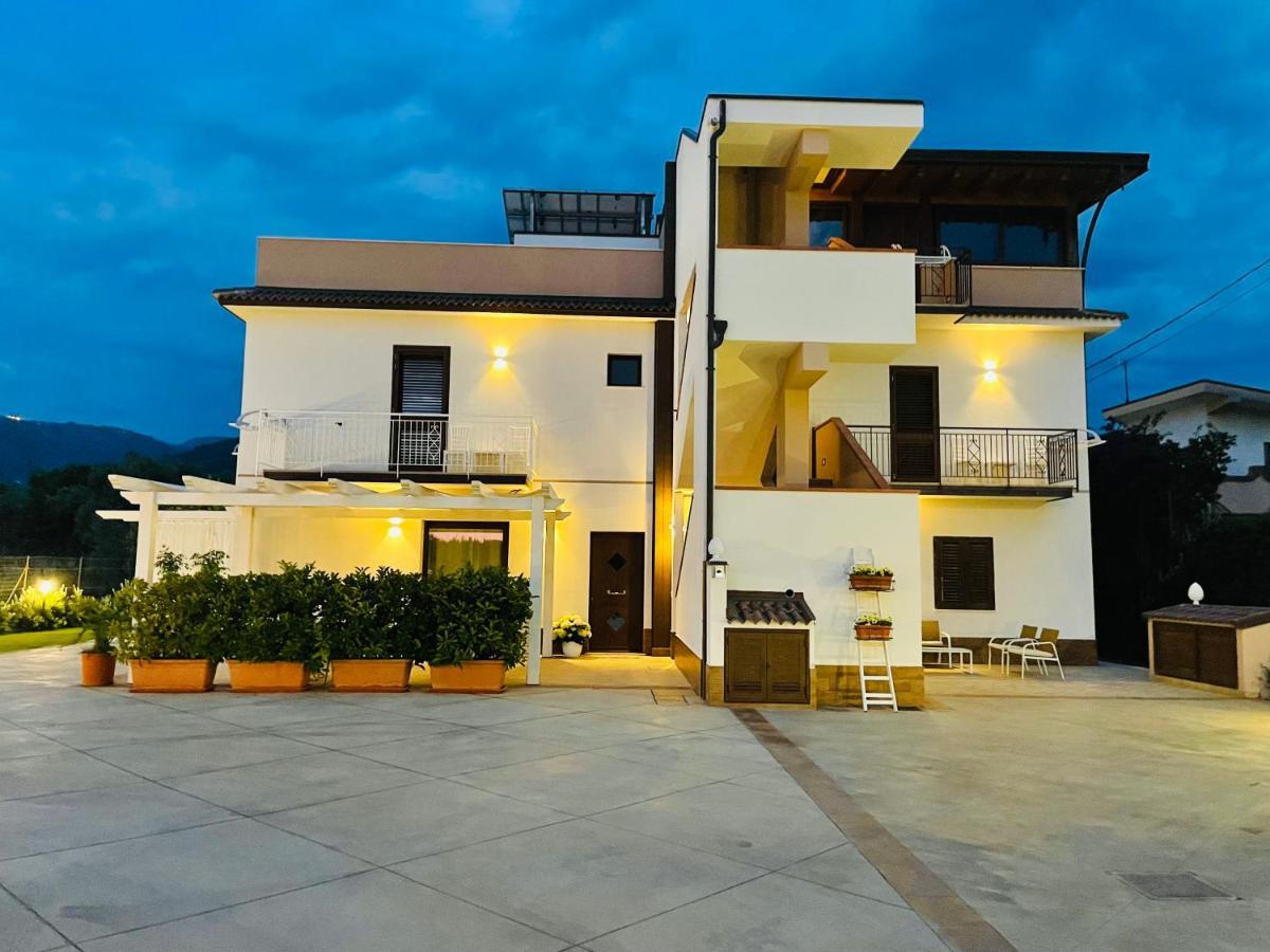 B&B Il Girasole Capo dʼOrlando Екстериор снимка