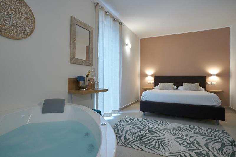 B&B Il Girasole Capo dʼOrlando Екстериор снимка