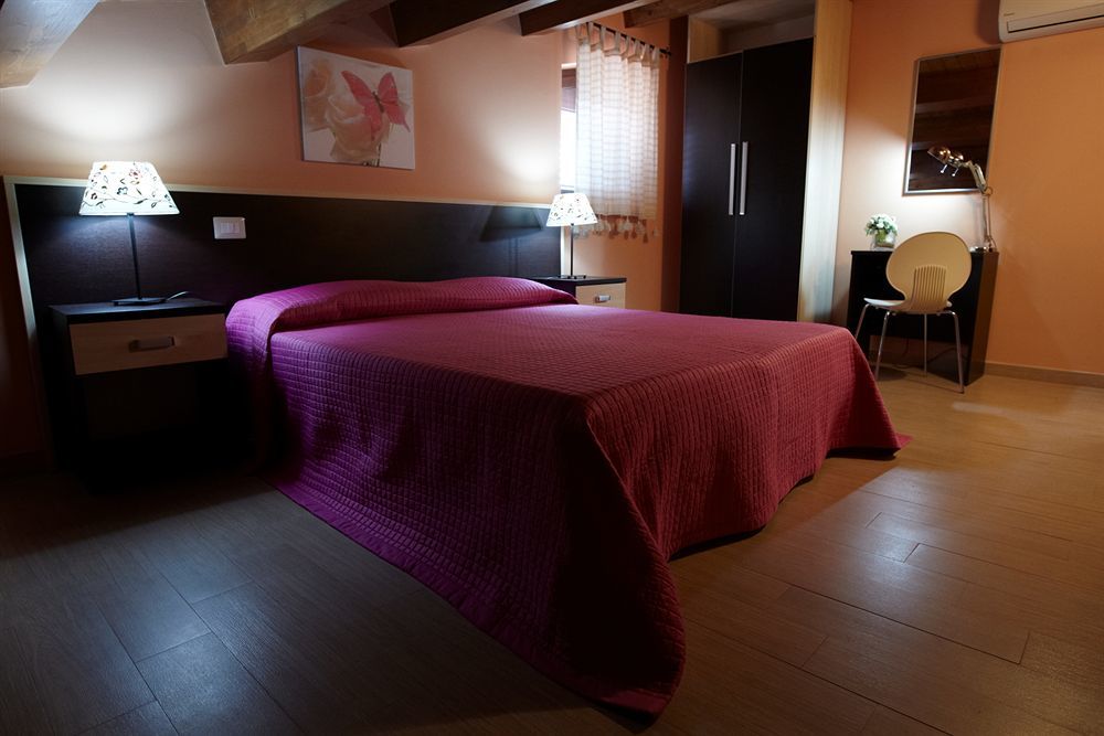 B&B Il Girasole Capo dʼOrlando Екстериор снимка