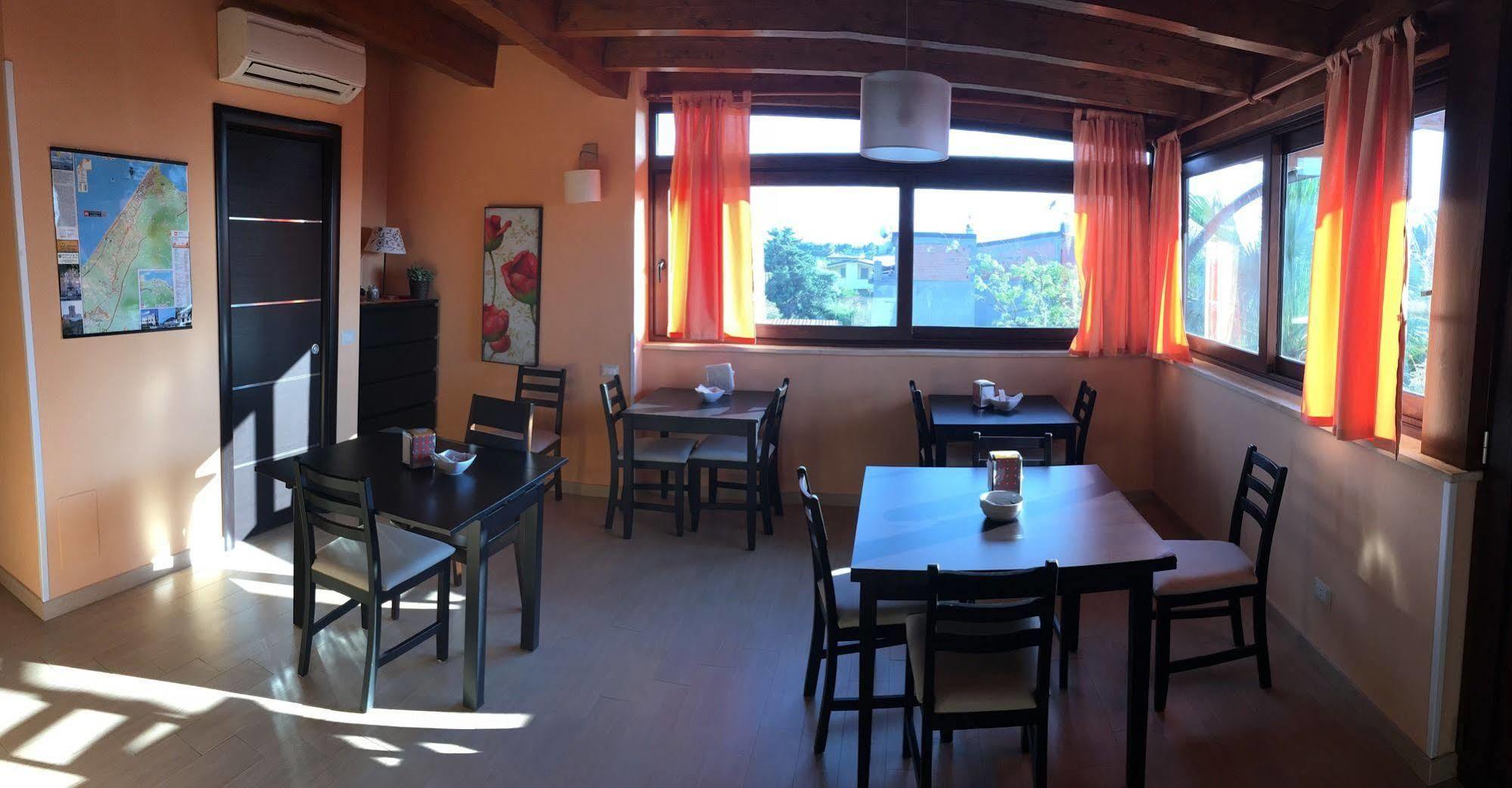 B&B Il Girasole Capo dʼOrlando Екстериор снимка